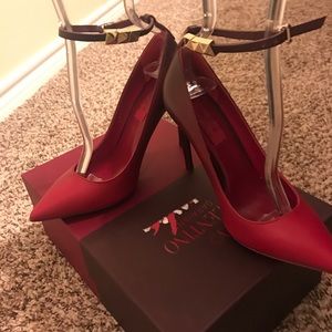 Valentino rouge heels